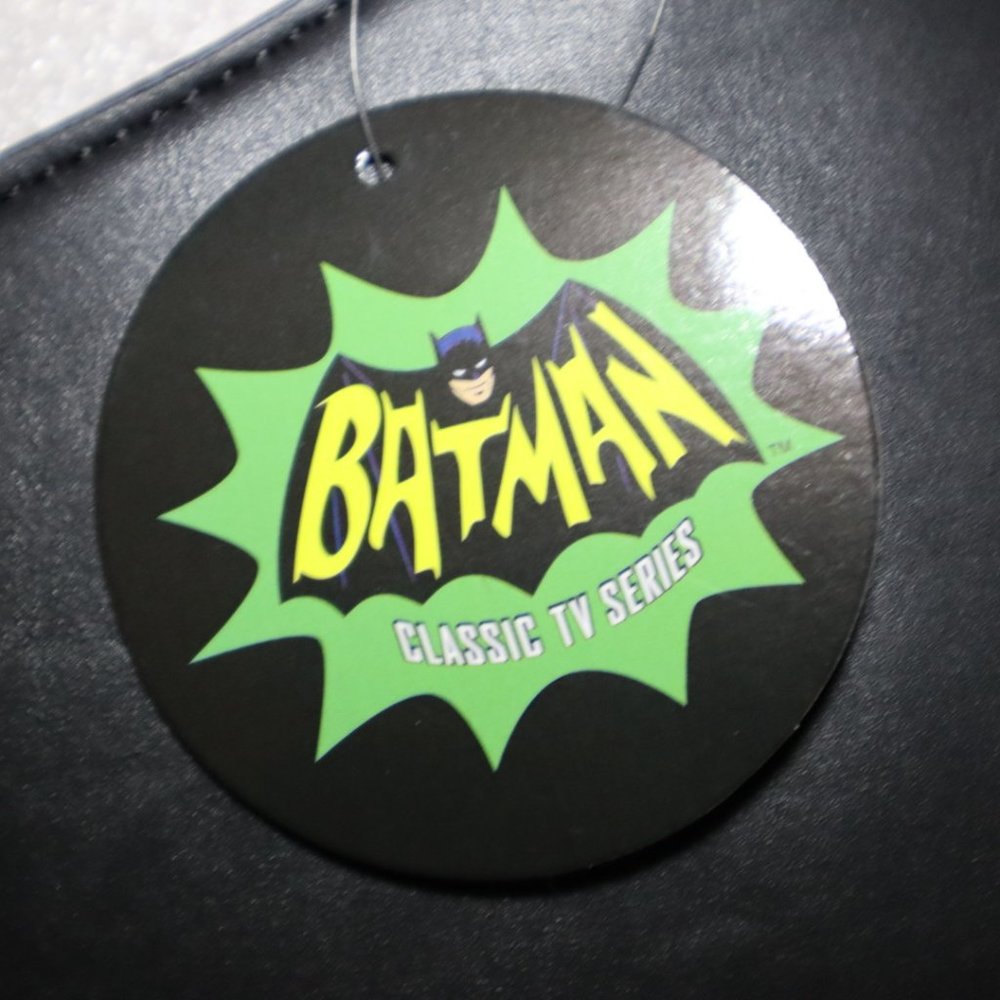 Batman Purse - Picture 4 of 6
